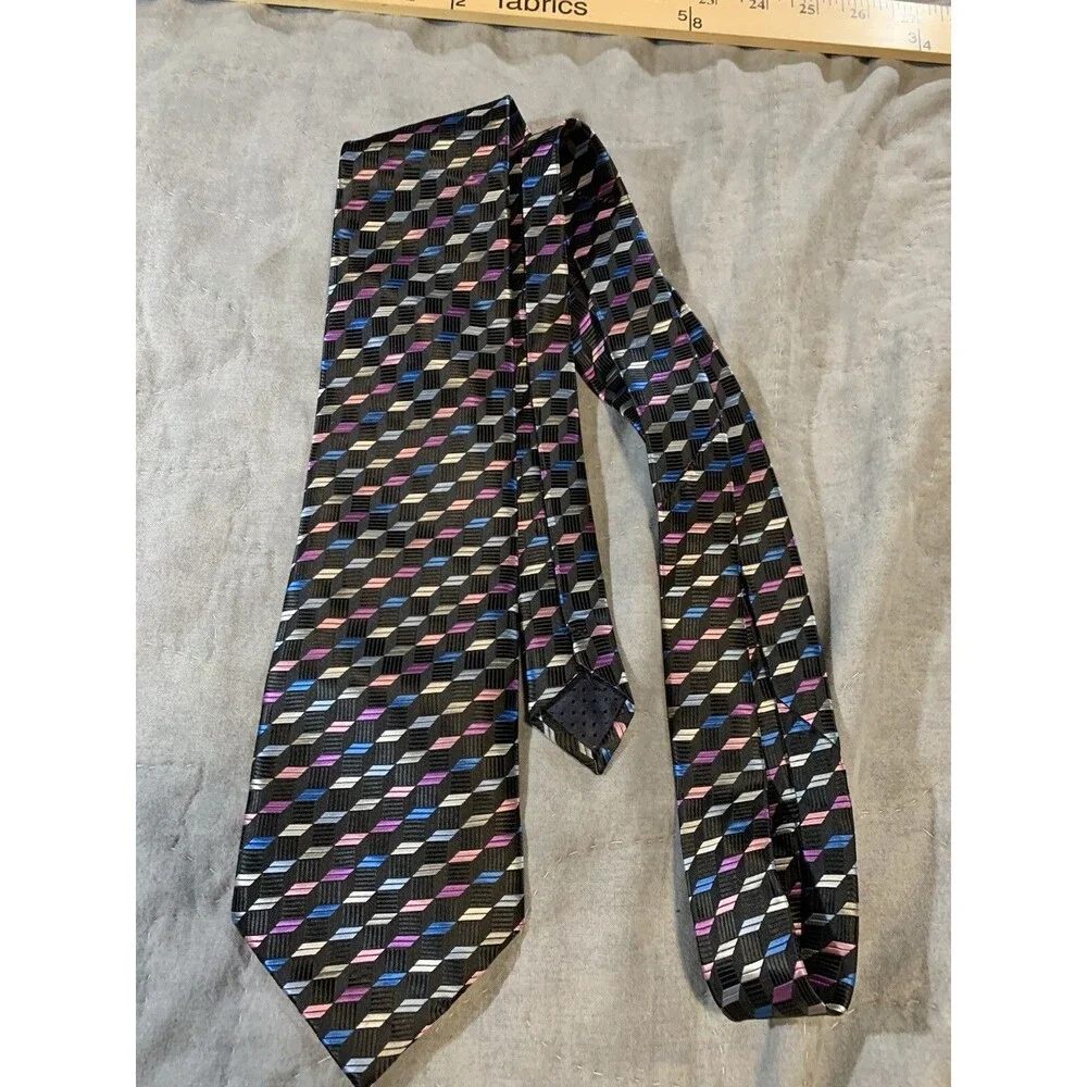 Kai Long Men's Pink Purple Black Geometric Abstract NeckTie 100% Silk Handmade